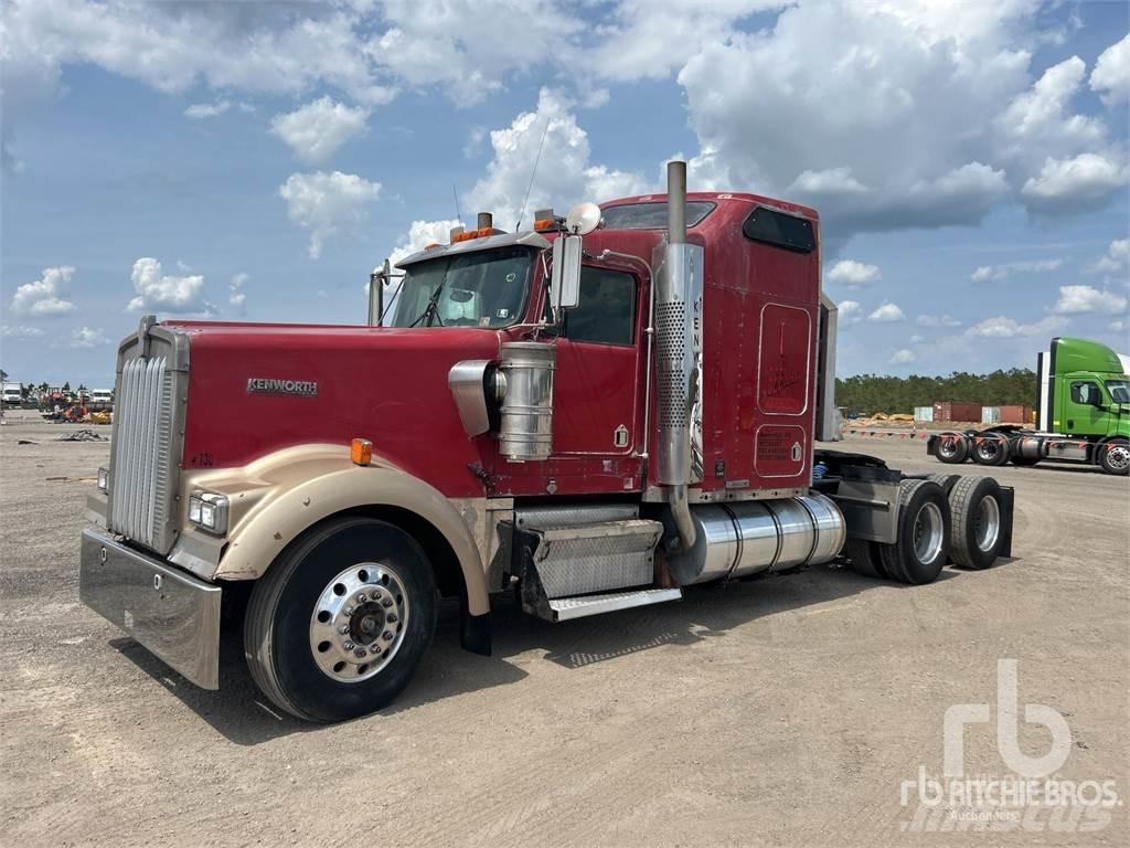 Kenworth W900L Sadulveokid