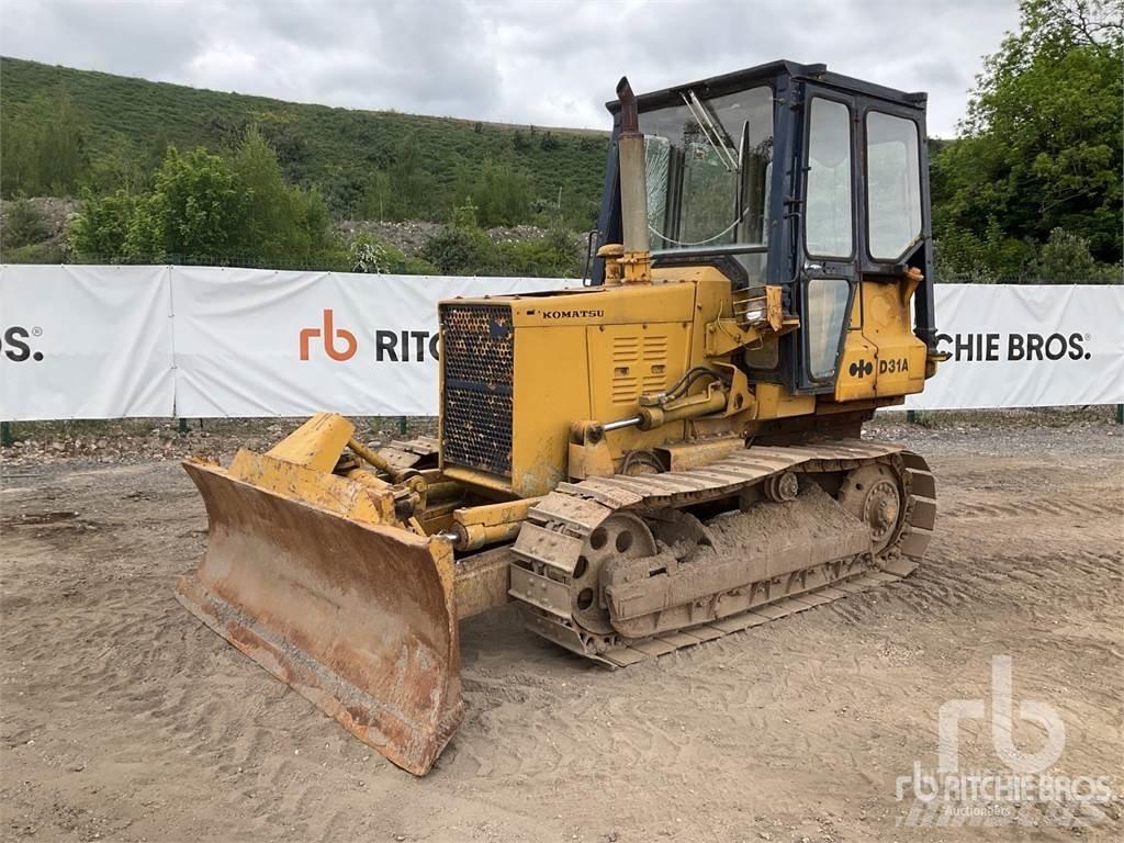 Komatsu D31A-17 Buldooserid
