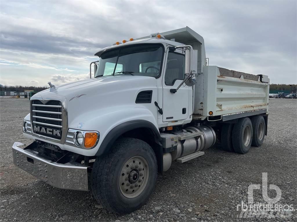 Mack CV713 Kallurid