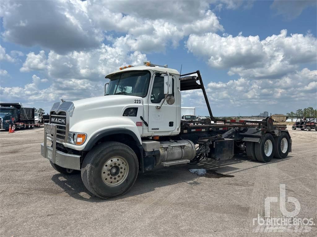 Mack CV713 Trossüsteemiga vahetuskere veokid