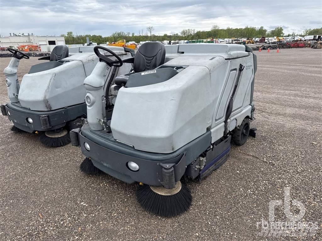 Nilfisk SC8000 Tänavapuhastusmasinad