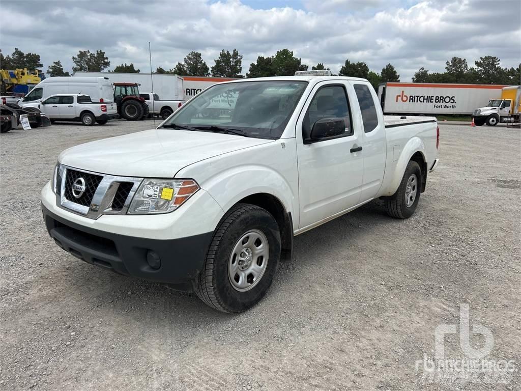 Nissan FRONTIER Madelkaubikud