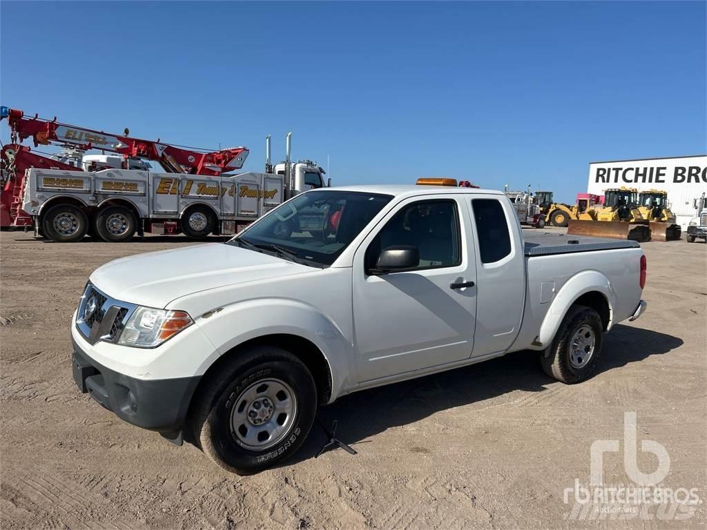 Nissan FRONTIER Madelkaubikud