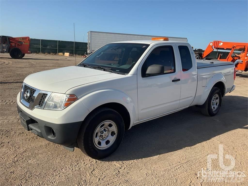 Nissan FRONTIER Madelkaubikud