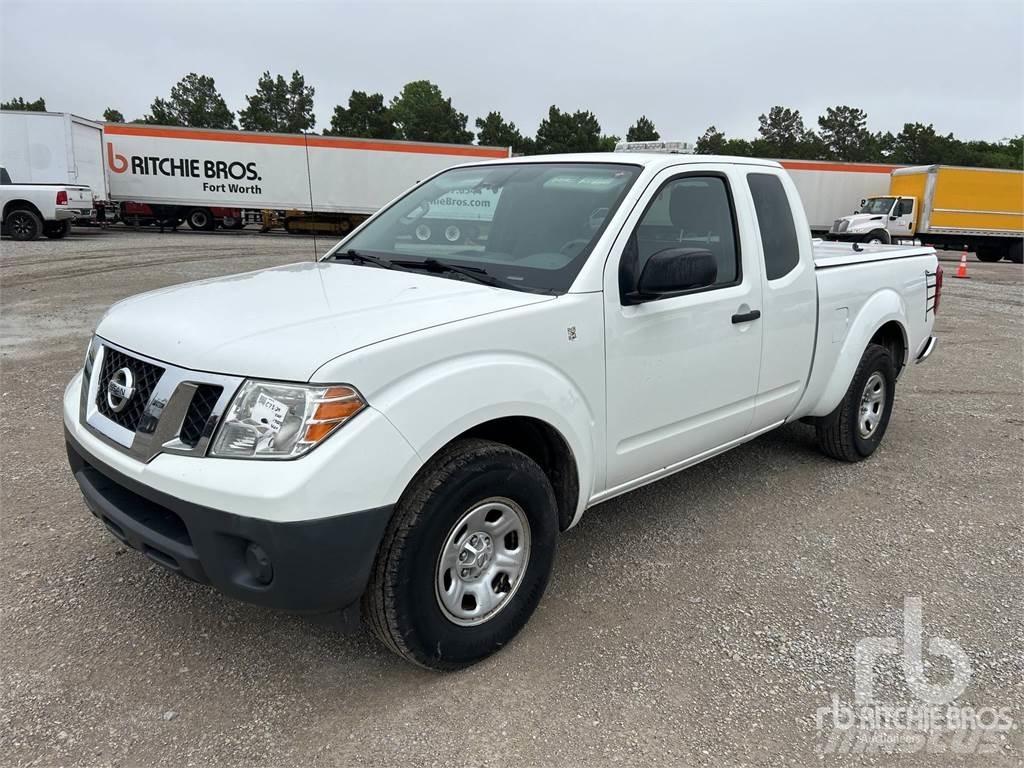 Nissan FRONTIER Madelkaubikud
