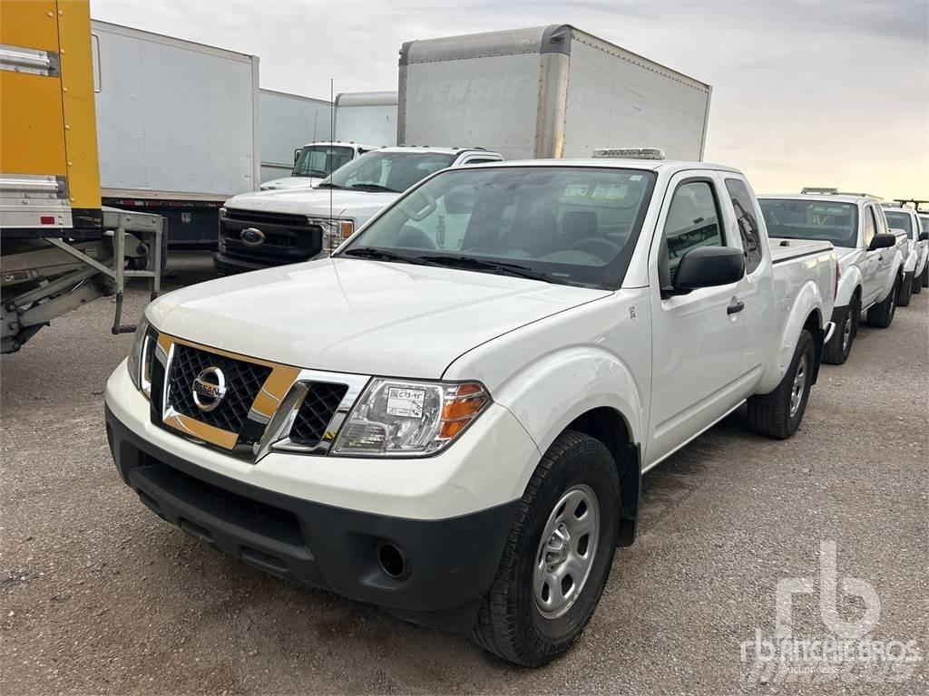 Nissan FRONTIER Madelkaubikud