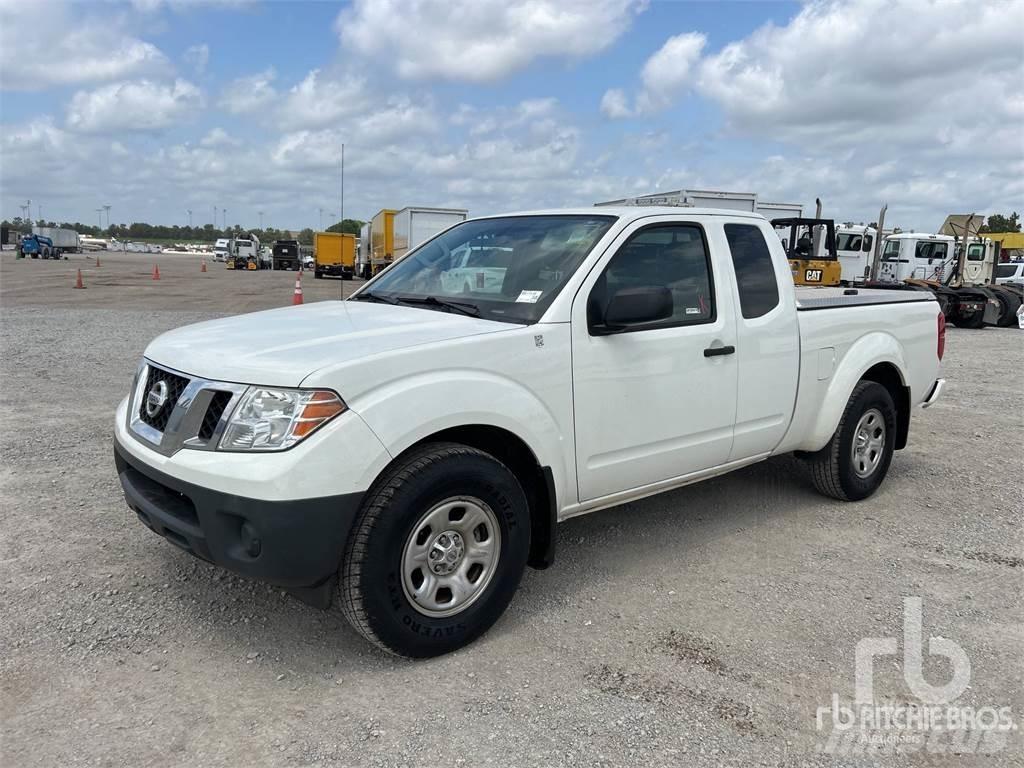Nissan FRONTIER Madelkaubikud