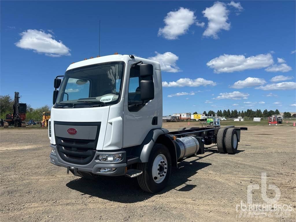 Peterbilt 220 Raamautod
