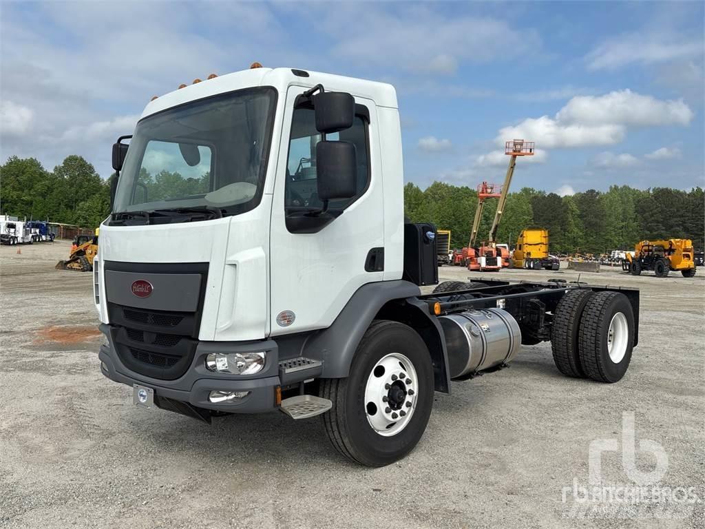 Peterbilt 220 Raamautod