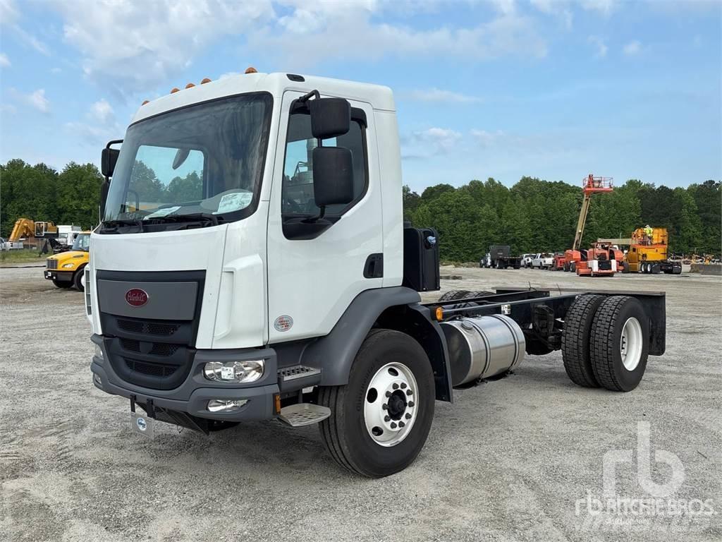 Peterbilt 220 Raamautod
