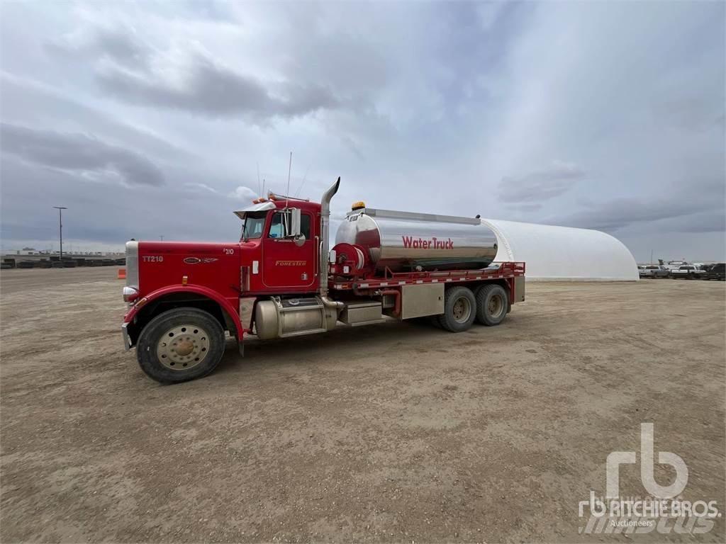 Peterbilt 359 Veepaagiga autod