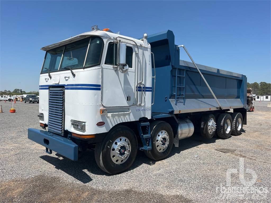 Peterbilt 362 Kallurid
