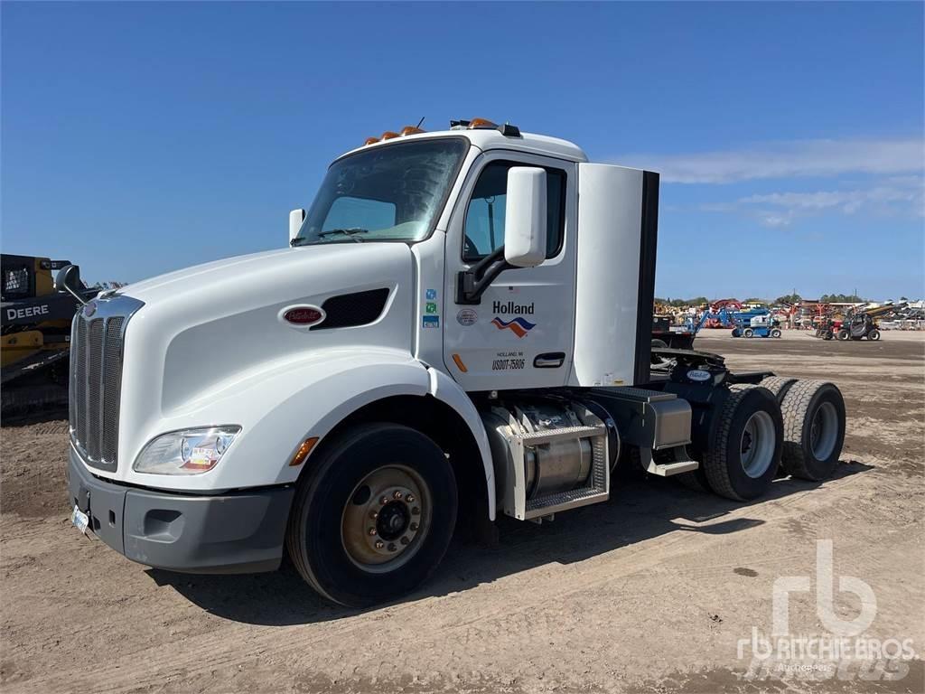 Peterbilt 579 Sadulveokid