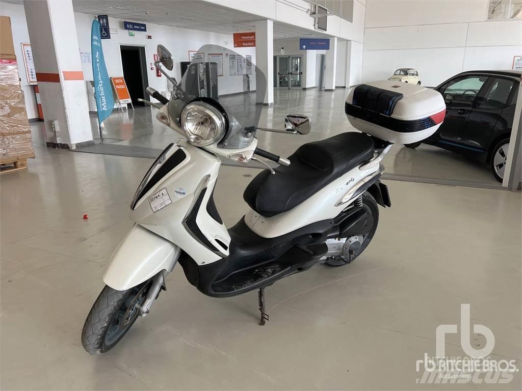 Piaggio BEVERLY Sõiduautod