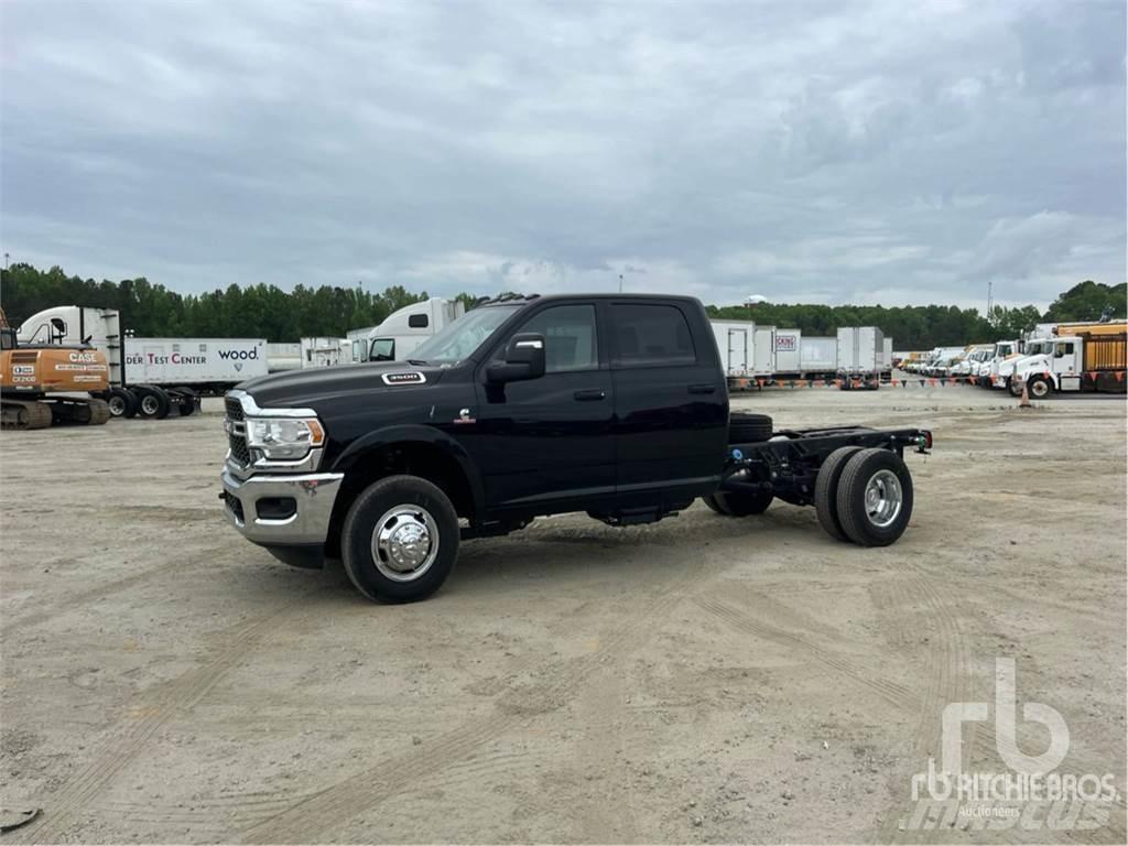 RAM 3500 Raamautod