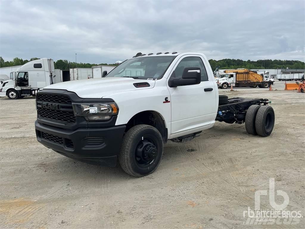 RAM 3500 Raamautod