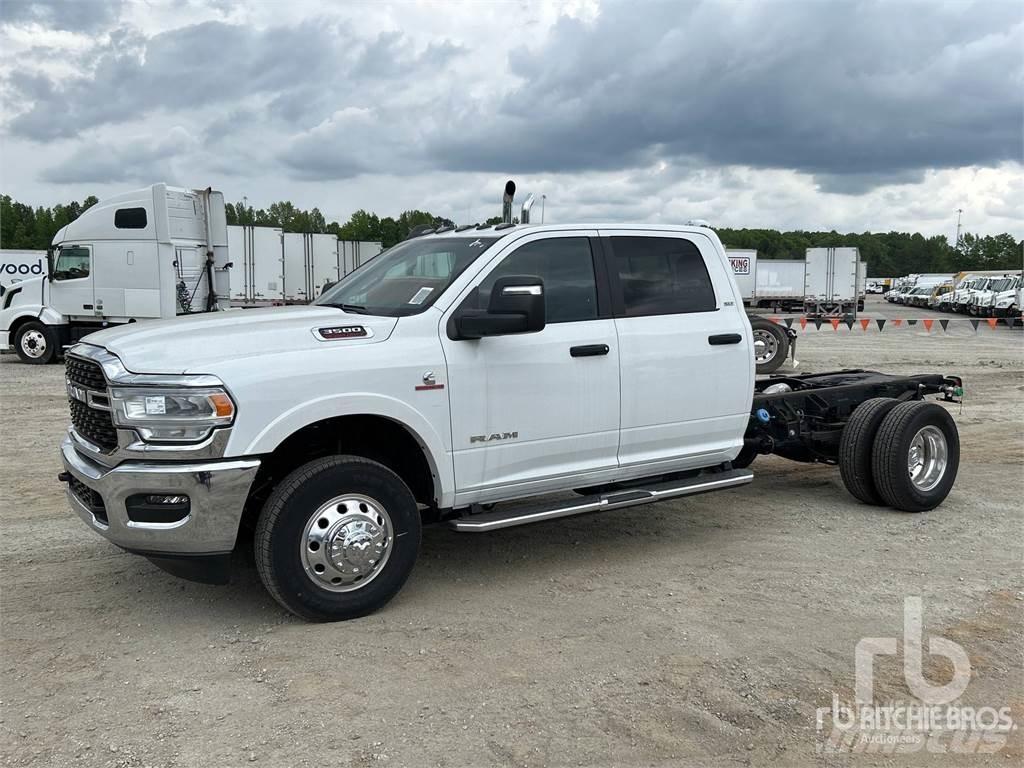 RAM 3500 Raamautod