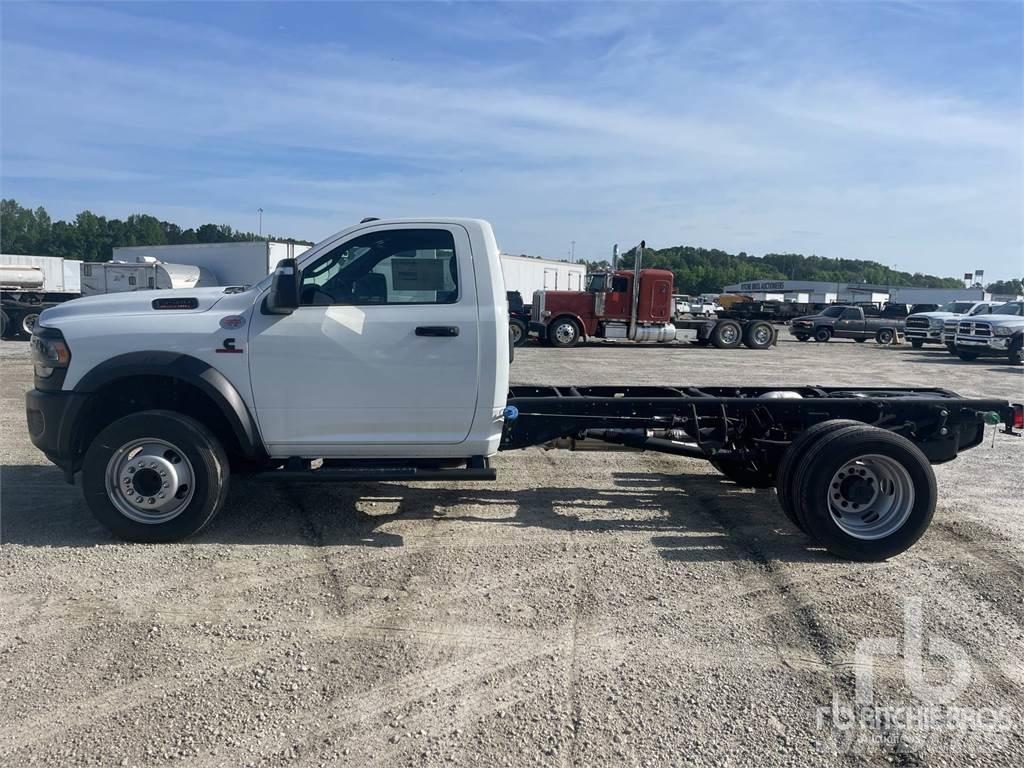 RAM 5500 Raamautod