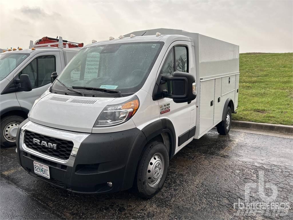 RAM PROMASTER Külmikautod