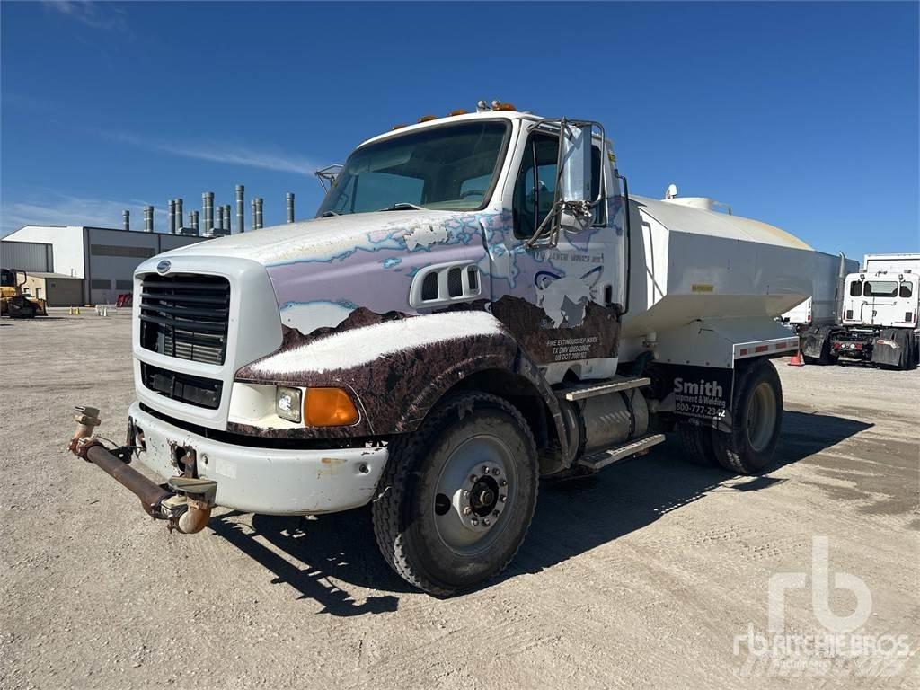 Sterling L8513 Veepaagiga autod