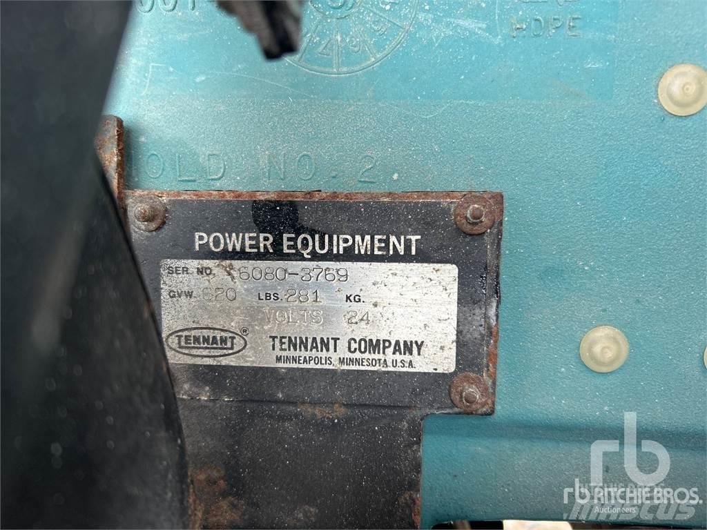 Tennant 6080 Tänavapuhastusmasinad