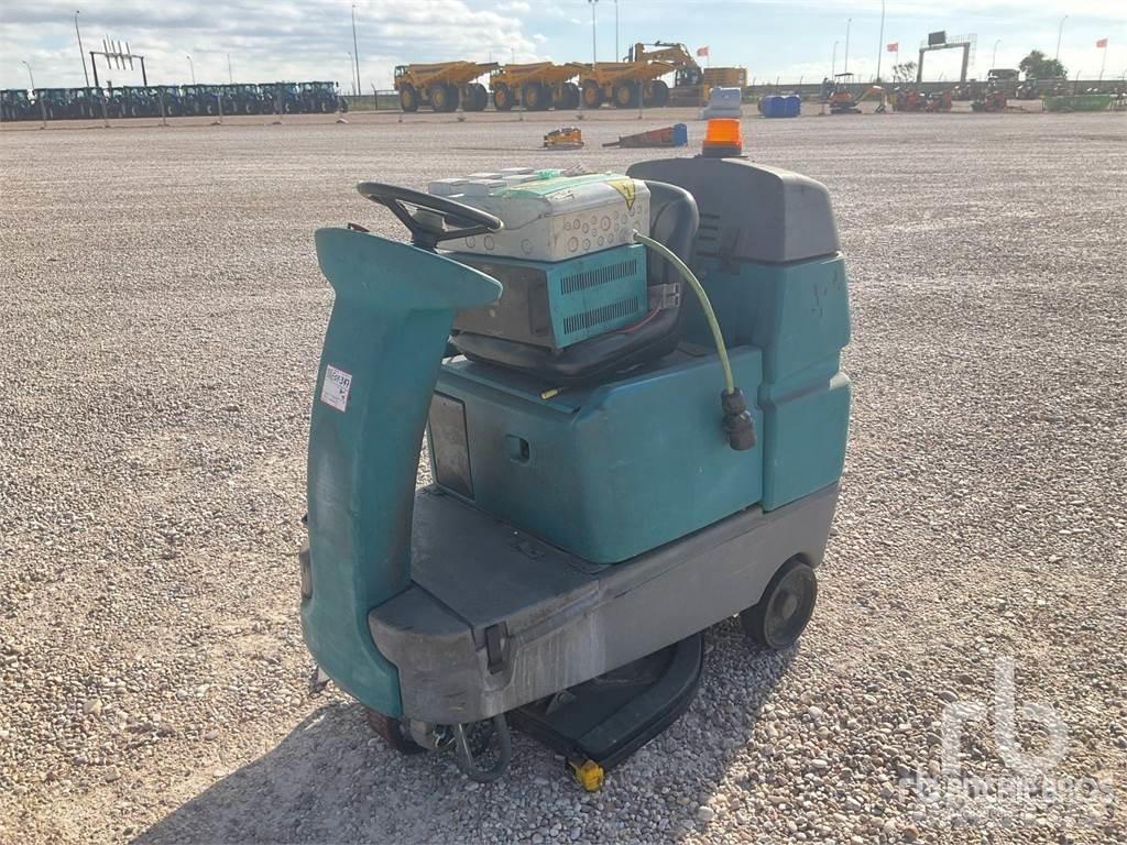 Tennant T7 Tänavapuhastusmasinad