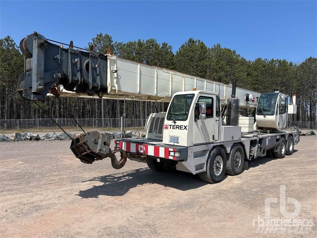 Terex T775 Maastikutõstukid