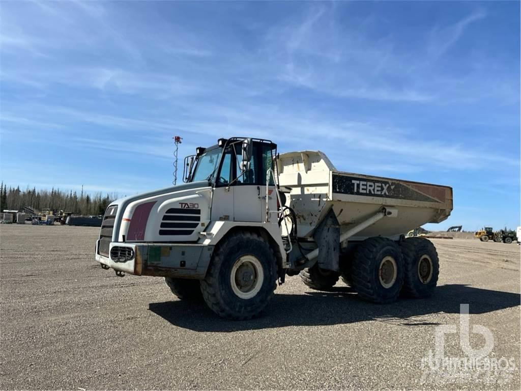 Terex TA30 Liigendraamiga pinnaseveokid