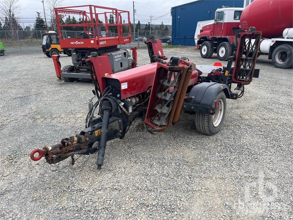 Toro 2700 Muu kommunaaltehnika