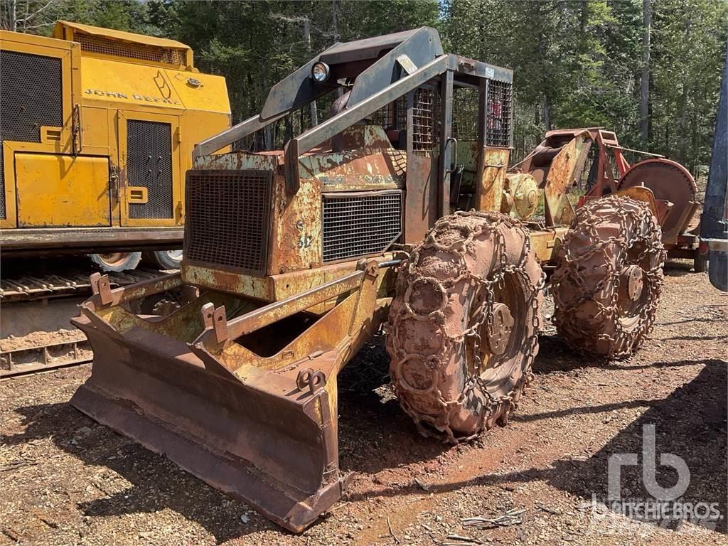 Tree Farmer C6D Väljaveotraktorid