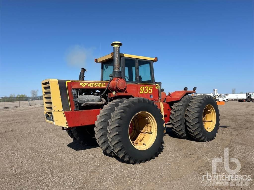 Versatile 935 Traktorid
