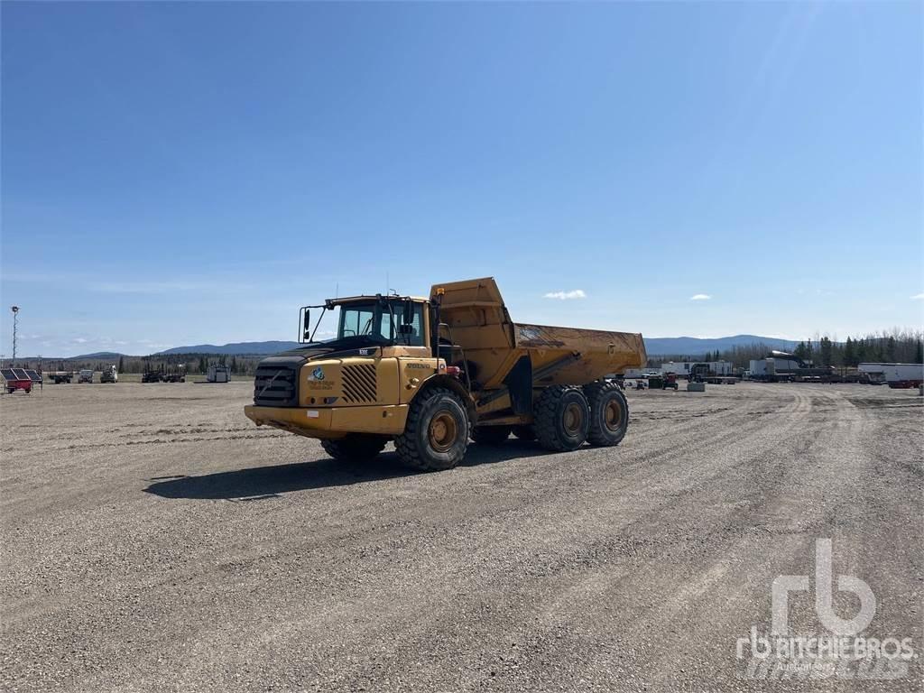 Volvo A30E Liigendraamiga pinnaseveokid