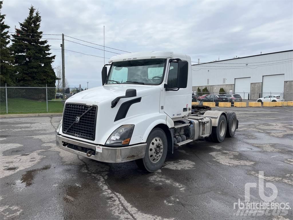 Volvo VNL Sadulveokid