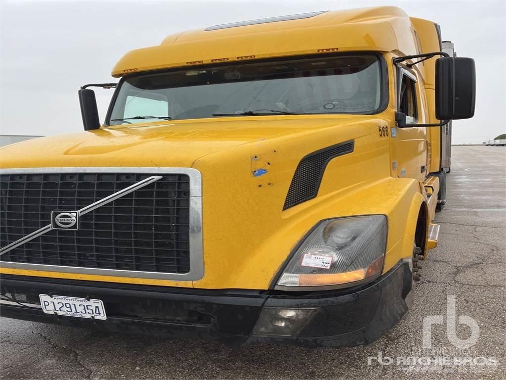 Volvo VNL Sadulveokid