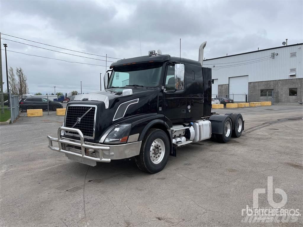 Volvo VNL Sadulveokid