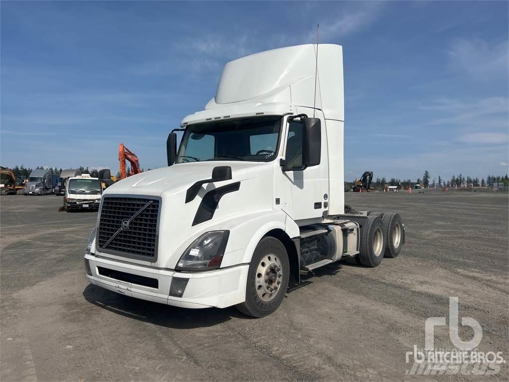 Volvo VNL Sadulveokid