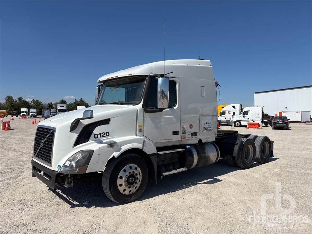 Volvo VNL Sadulveokid