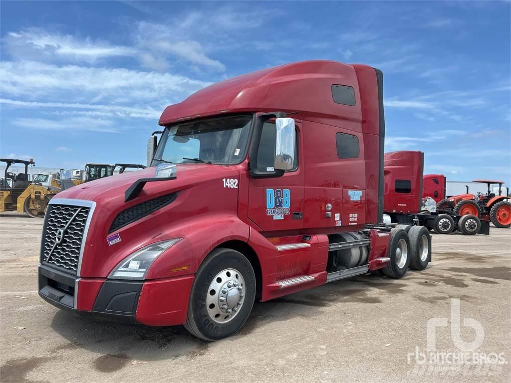 Volvo VNL Sadulveokid