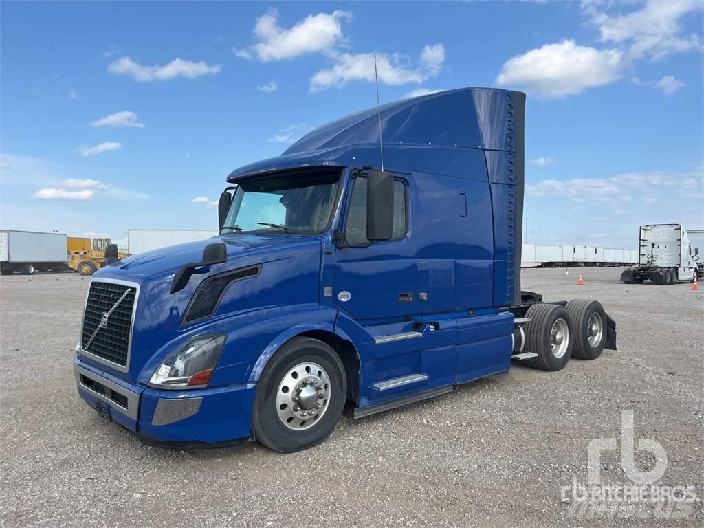 Volvo VNL Sadulveokid