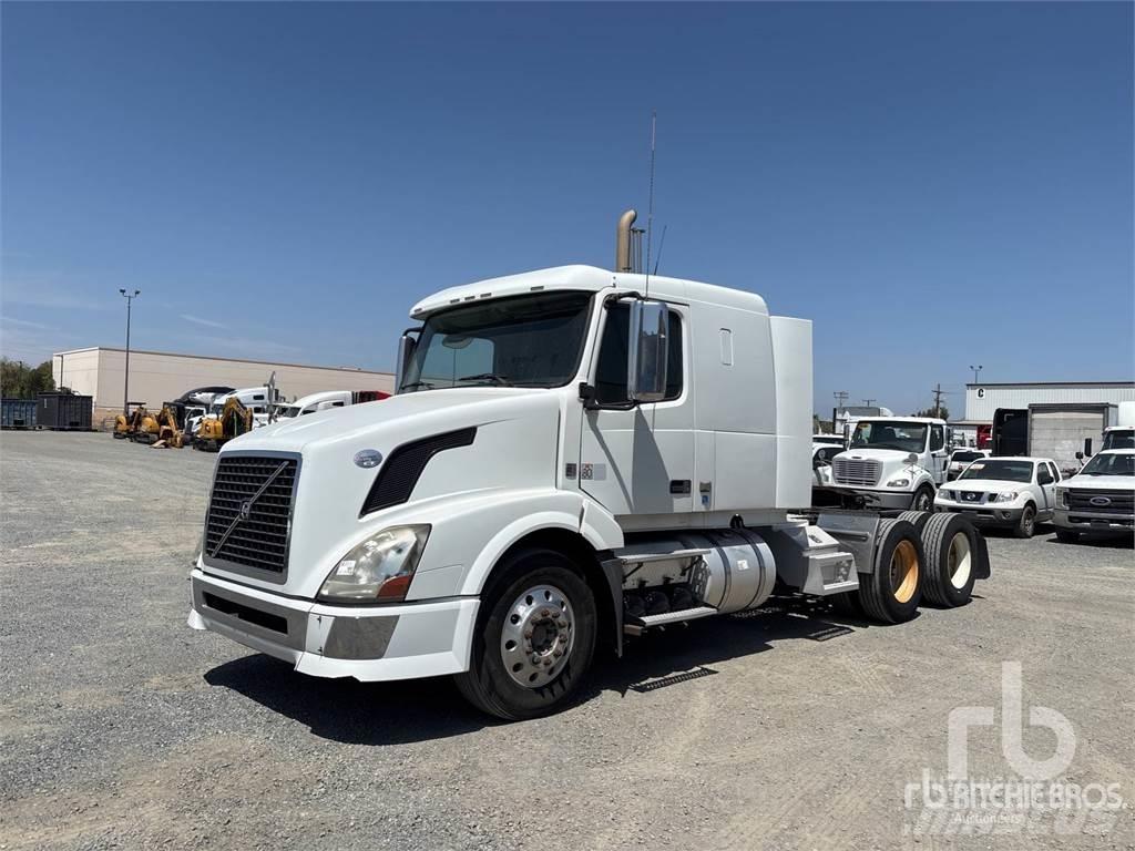 Volvo VNL Sadulveokid
