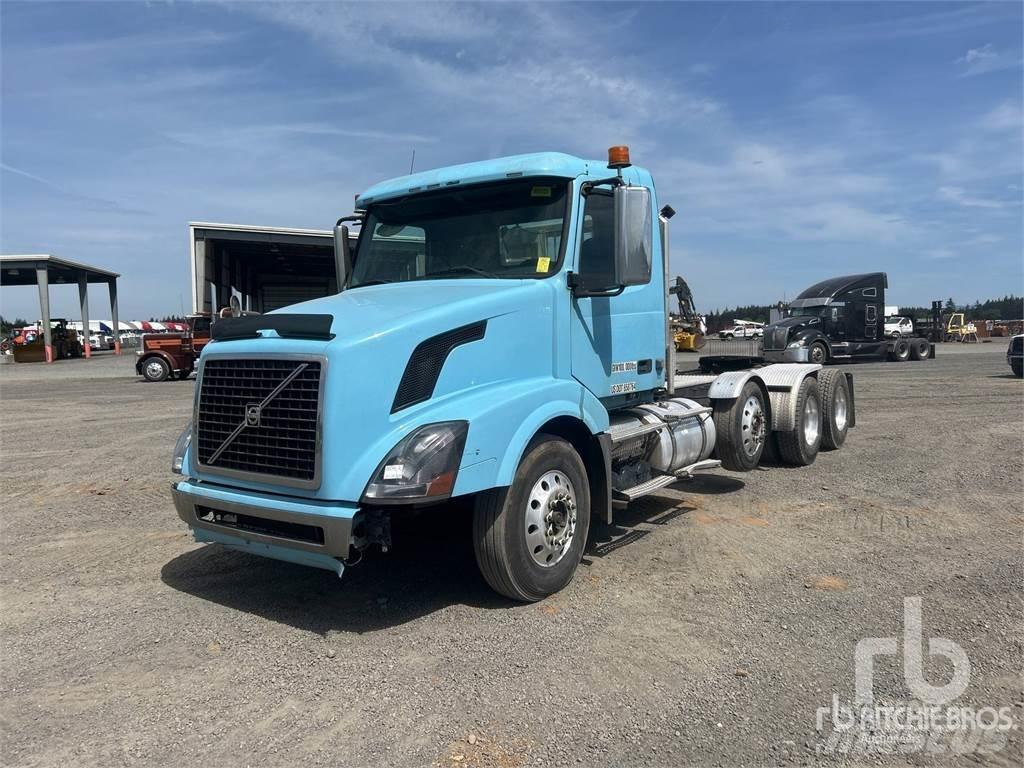 Volvo VNL Sadulveokid