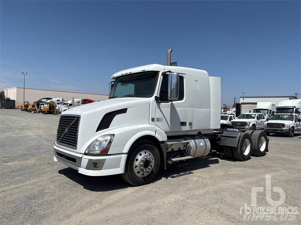 Volvo VNL Sadulveokid