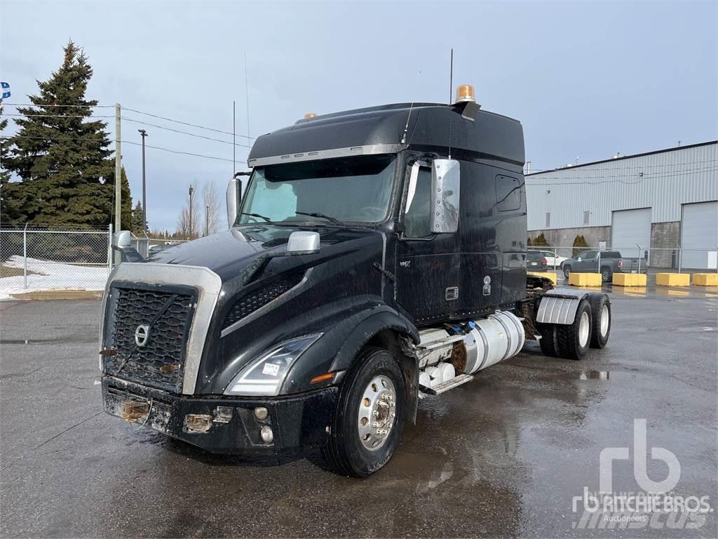 Volvo VNL Sadulveokid