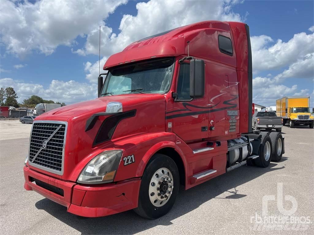 Volvo VNL670 Sadulveokid