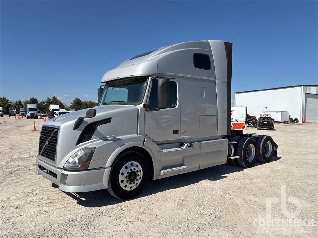 Volvo VNL670 Sadulveokid