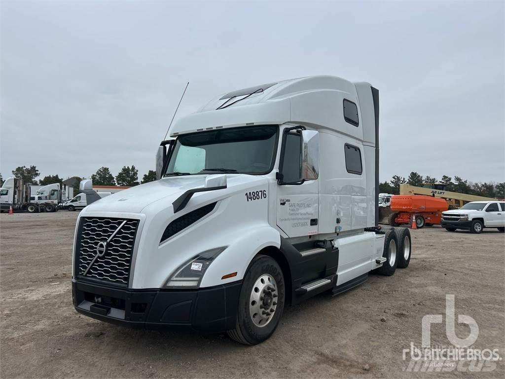 Volvo VNL670 Sadulveokid