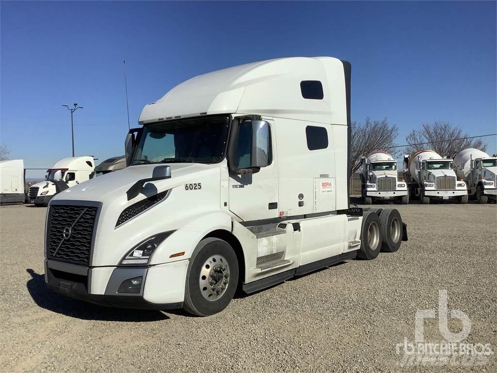 Volvo VNL760 Sadulveokid
