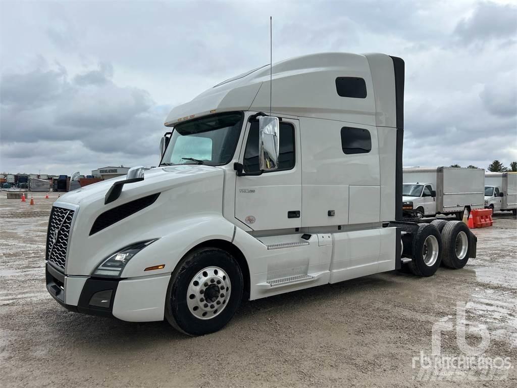 Volvo VNL760 Sadulveokid