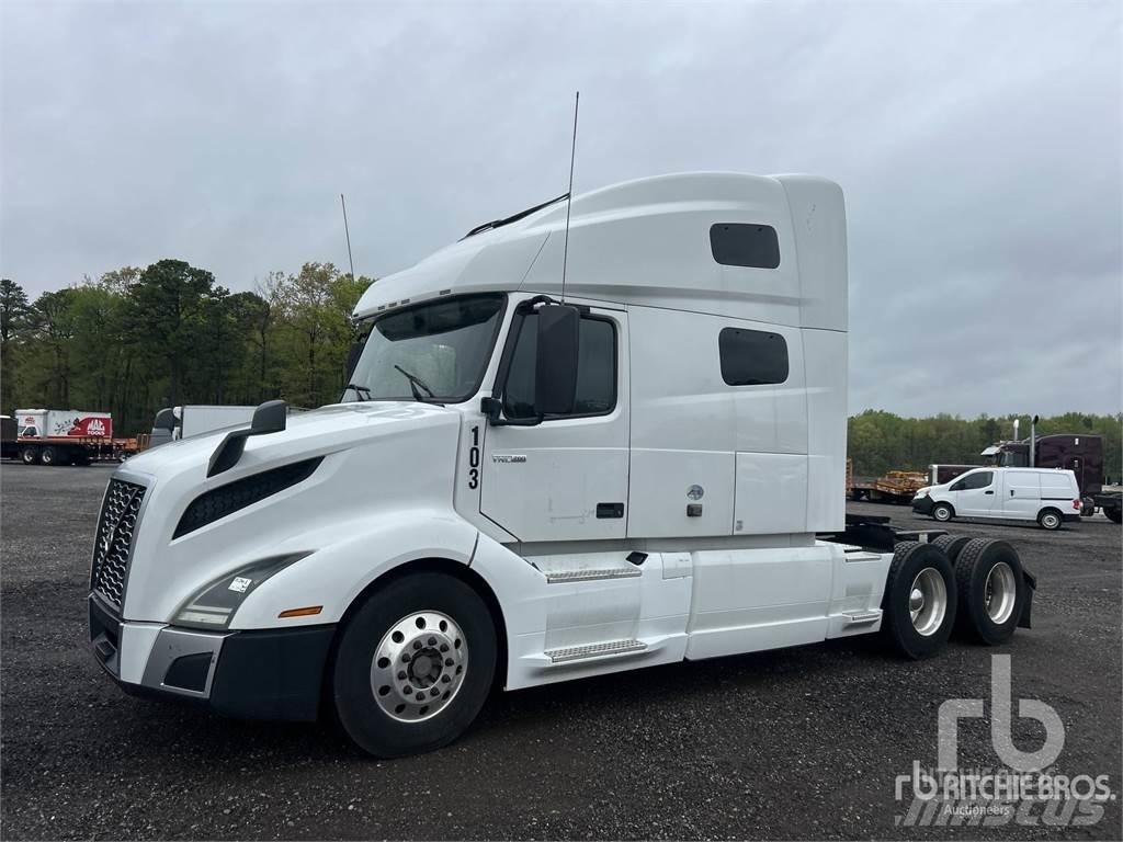 Volvo VNL760 Sadulveokid
