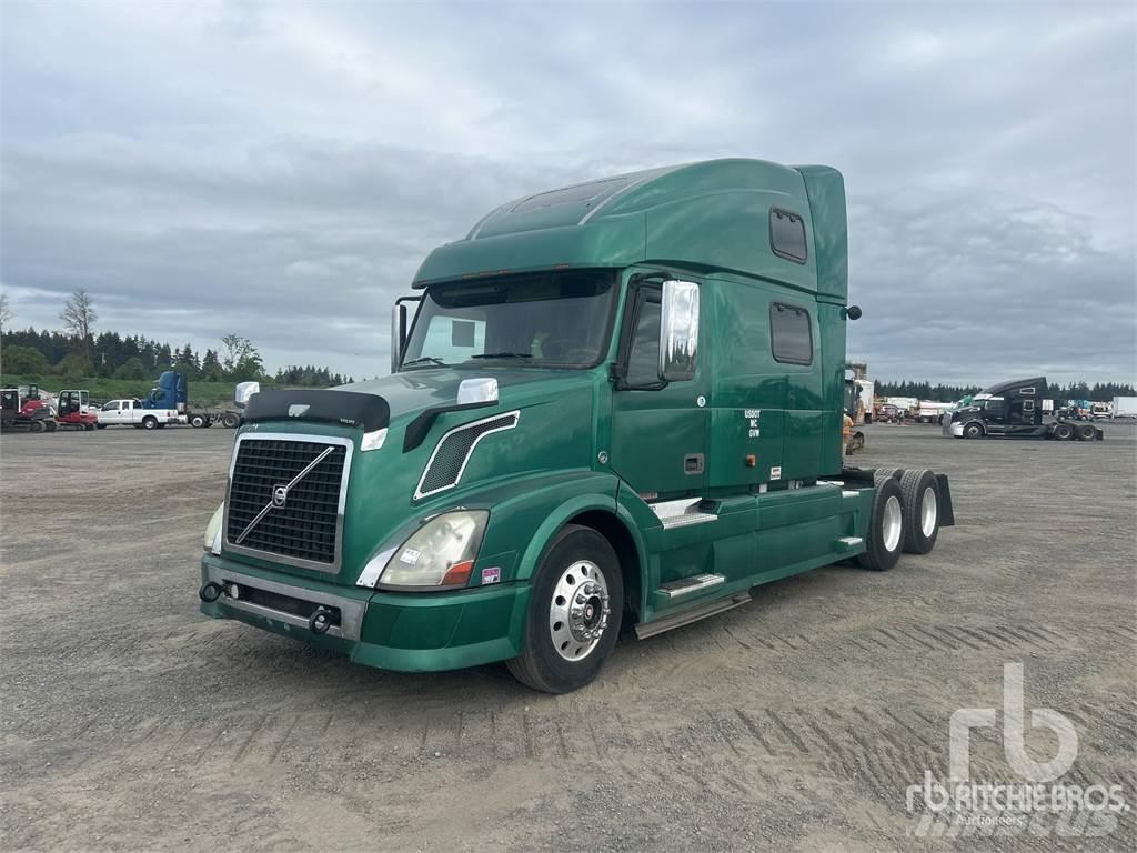 Volvo VNL780 Sadulveokid